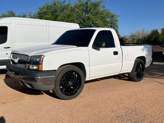 Chevrolet Silverado Regular Cab Pickup Truck