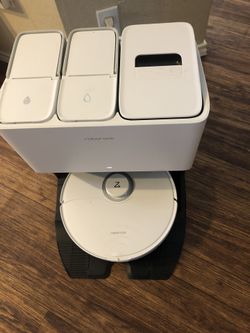 Roborock - S8 MaxV Ultra Robot Vacuum and Mop with FlexiArm Design Side Brush, 10,000 Pa Suction and 8-in-1 RockDock Ultra - White Model: S8 MaxV Ultr