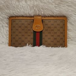 Vintage Gucci GG Supreme Canvas Wallet