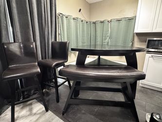 Counter height 4 piece dining set NEED GONE ASAP
