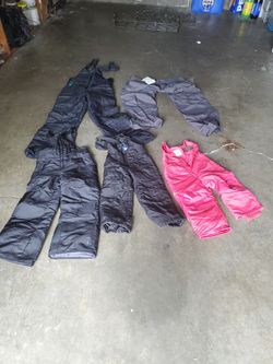 Diferentes Sizes De Pantalón De Nieve Todo Por El Precio De Uno