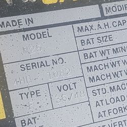 CAT Forklift Runs Battery Fully Charged