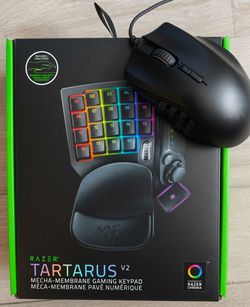 Razer Tartarus V2 & Razer Naga Mouse Bundle!!