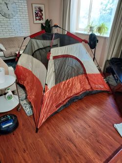 7' x 7' Camping Tent 🎪⛺ 
Sleeping Capacity 3
Excellent Condition 
One Time Used