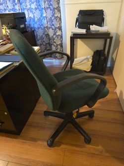 Green Fabric Office Chair with Armrests
