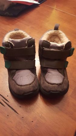 Cute boots for toddler!