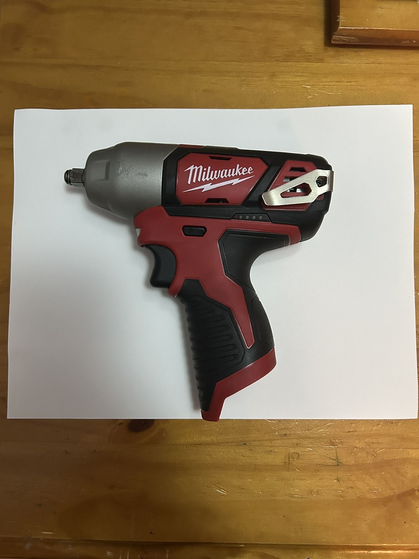 Milwaukee M12 3/8" Square-Drive Impact Wrench