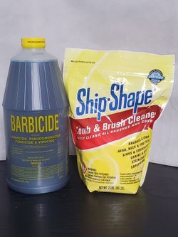 64oz Barbicide Disinfectant
