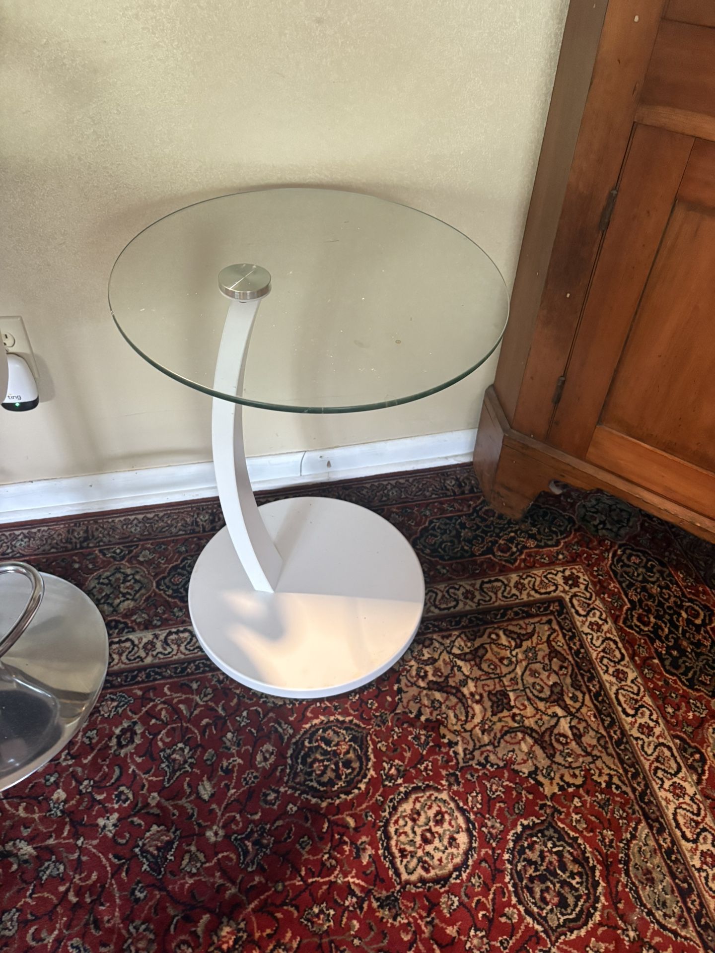 MODERN GLASS SIDE TABLE