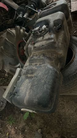 2014 chevy silverado gas tank
