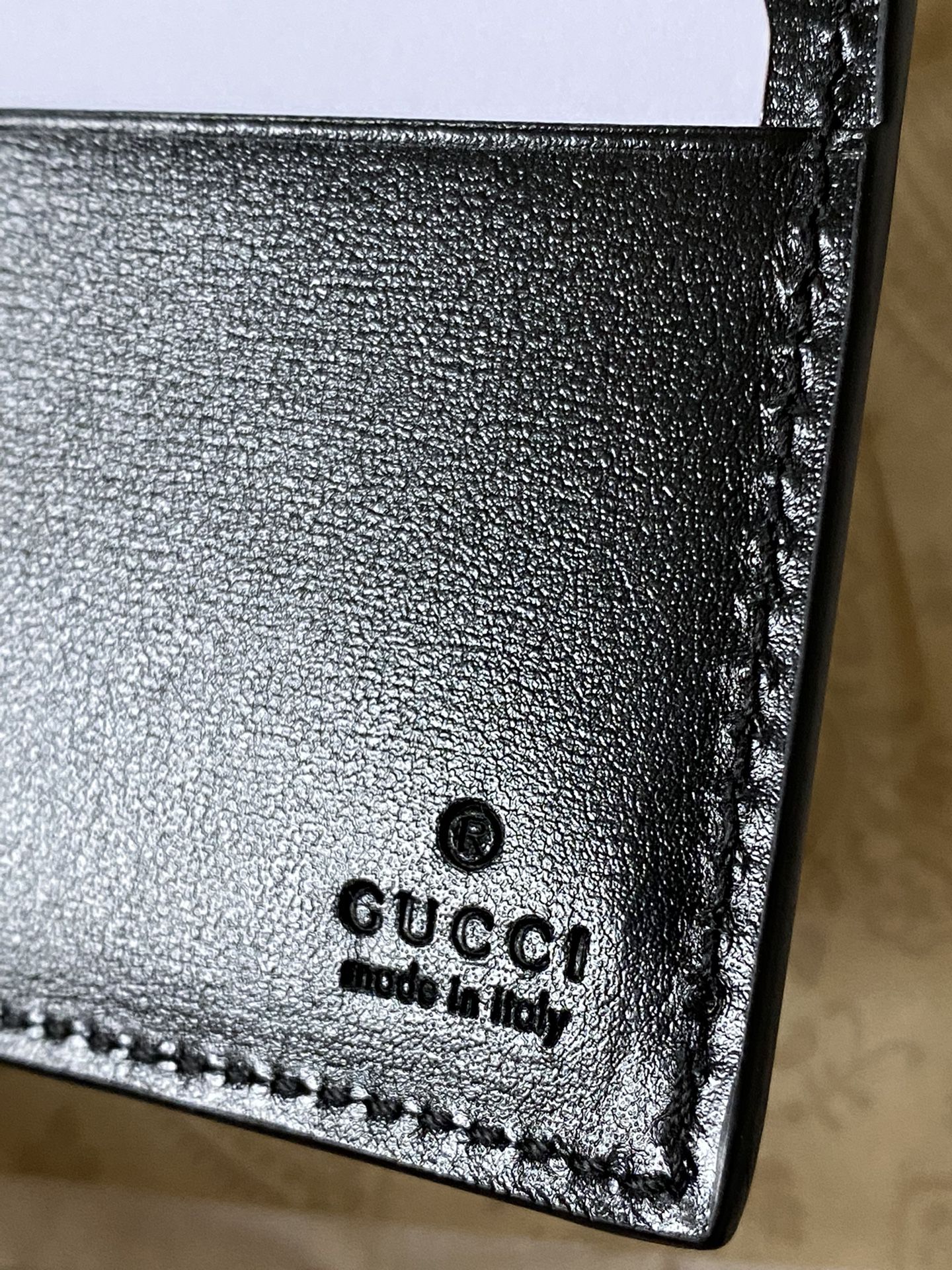 GUCCI “GG Marmont Bi-fold Wallet” 