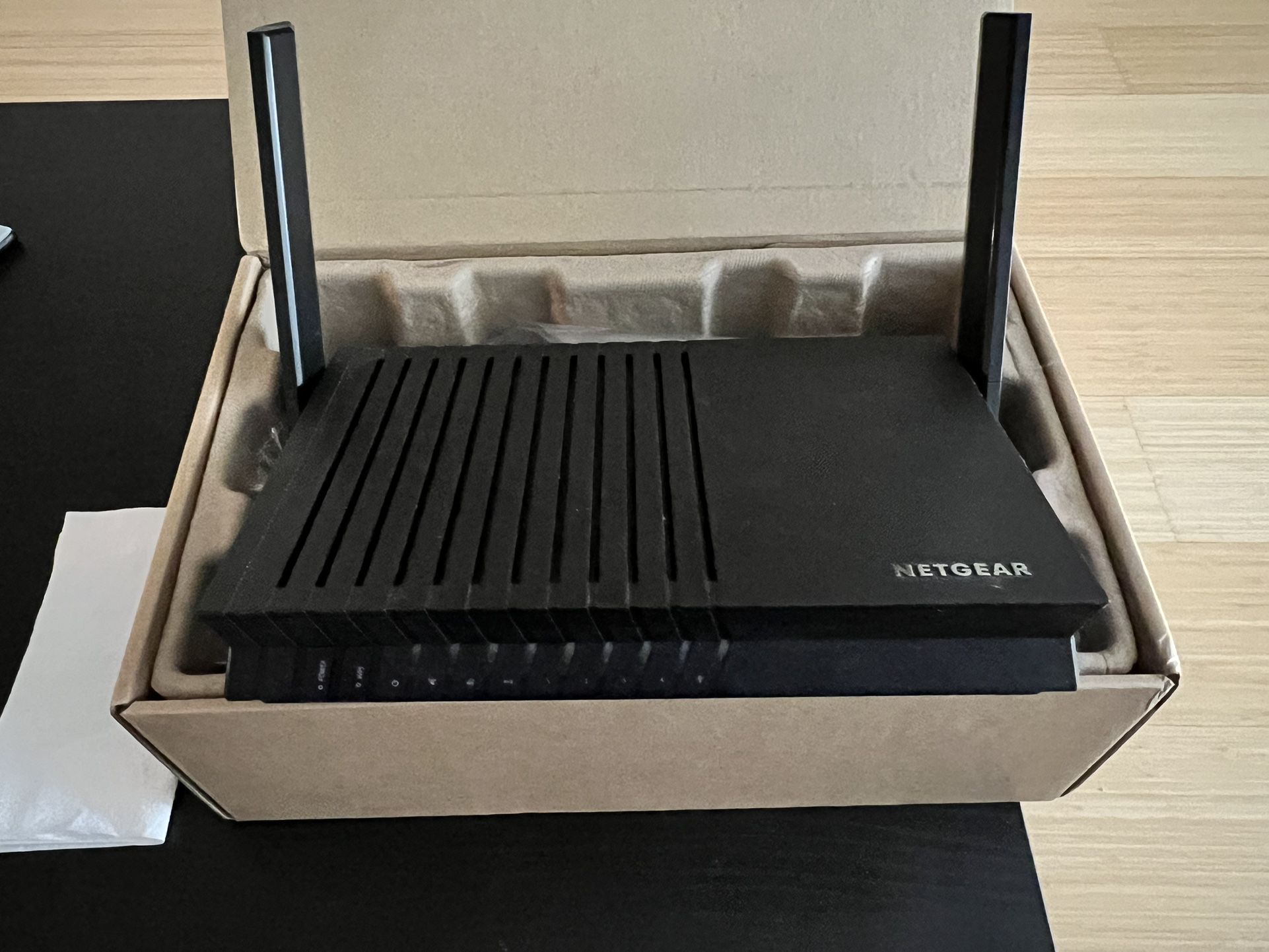 AX1800 WiFi Router (RAX15) NETGEAR 4-Stream Dual-Band WiFi 6 Router, 1.8Gbps