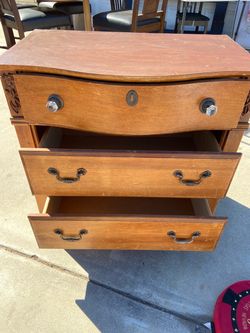 Dresser drawer