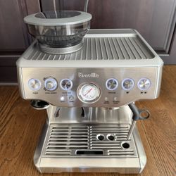 Breville Barista Express Espresso Machine (Like New)