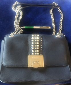 MK Medium Size Purse