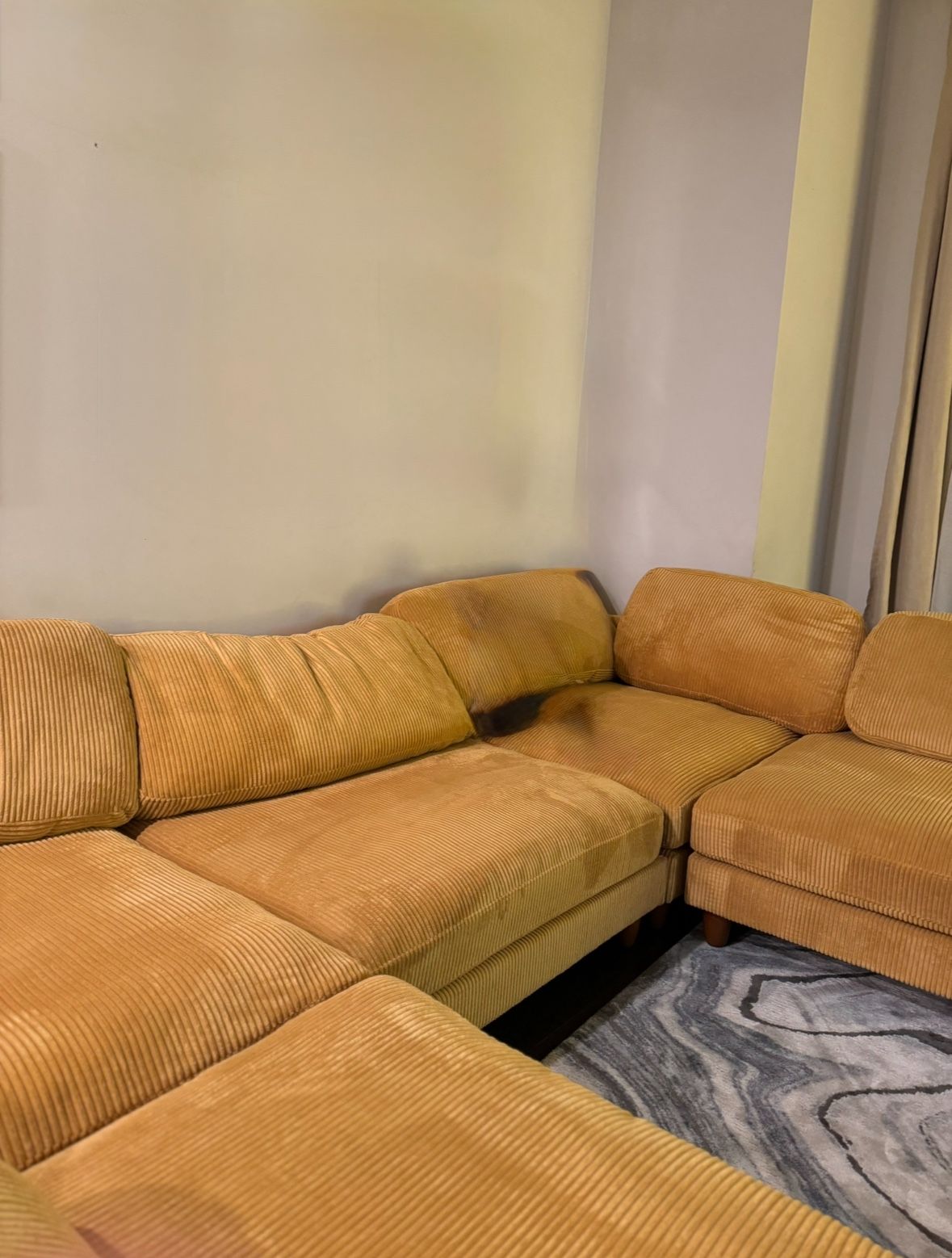 Modular sectional