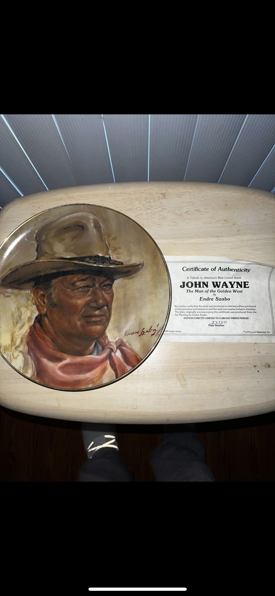 Bradford Exchange John Wayne Collectible Plate. Plate #: 5094B