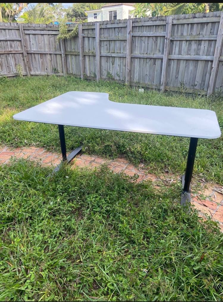 Work Desk Height Adjustable BEKANT Not Electric for Sale in Hollywood