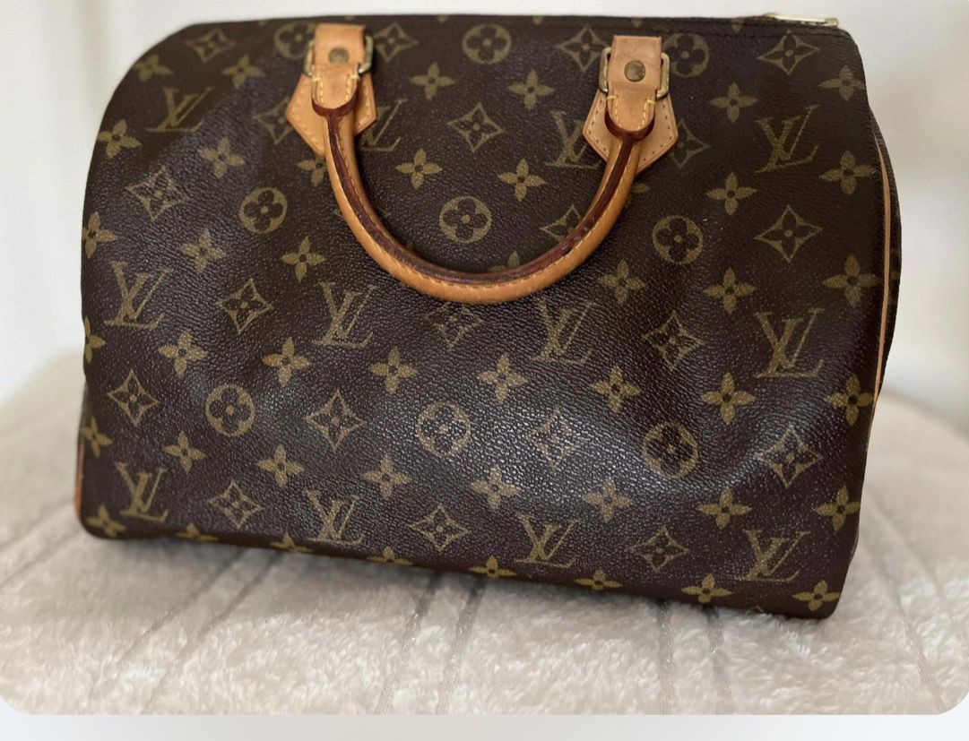 Louis Vuitton Alize 55 for Sale in Portland, OR - OfferUp