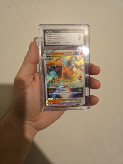 CGC 2022 Charizard VStar