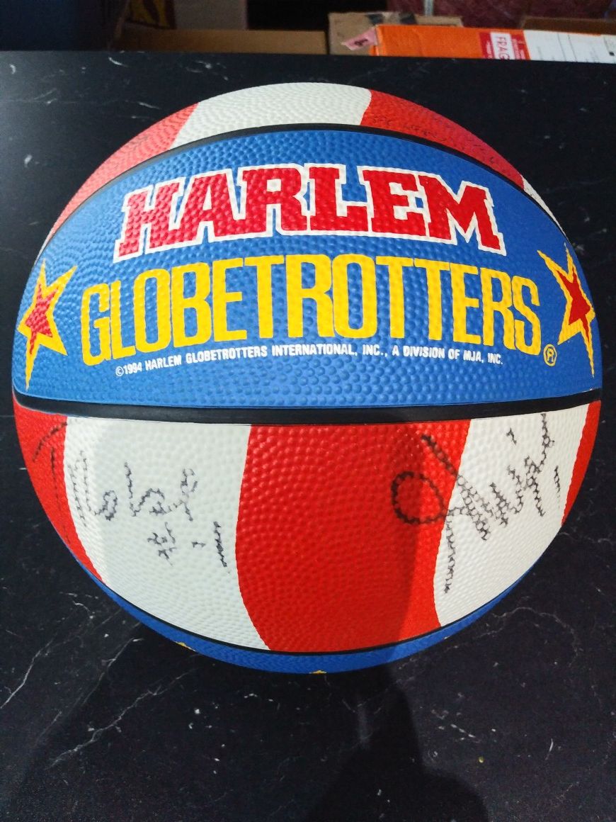 1994 Harlem Globetrotters Autograph Basketball