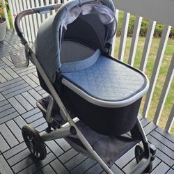Uppababy Vista 1 / Version 1 with Toddler Seat & Bassinet