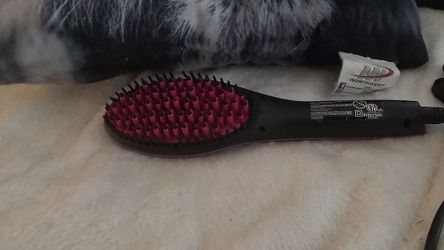 Simply Straight Hair Straightening Brush