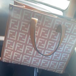 Come With White Fendi Original Bag