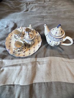 Girl’s Ceramic Tea Set with Floral Pattern