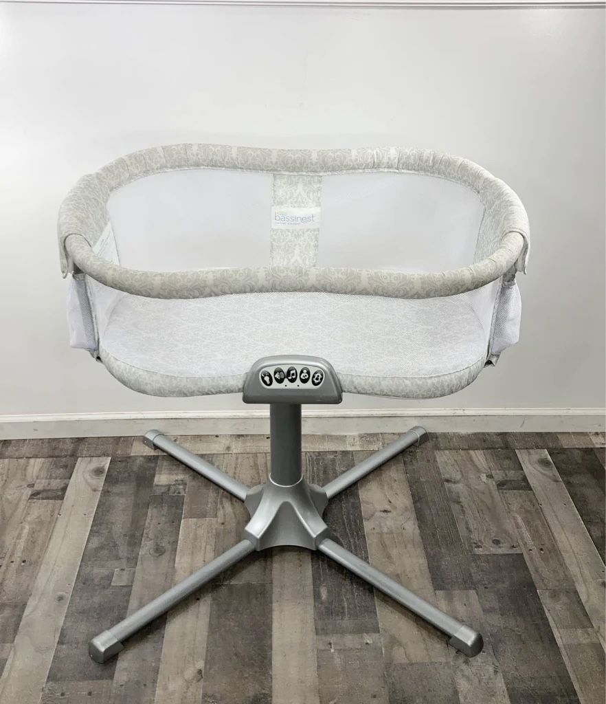 halo swivel adjustable baby beside bassinet