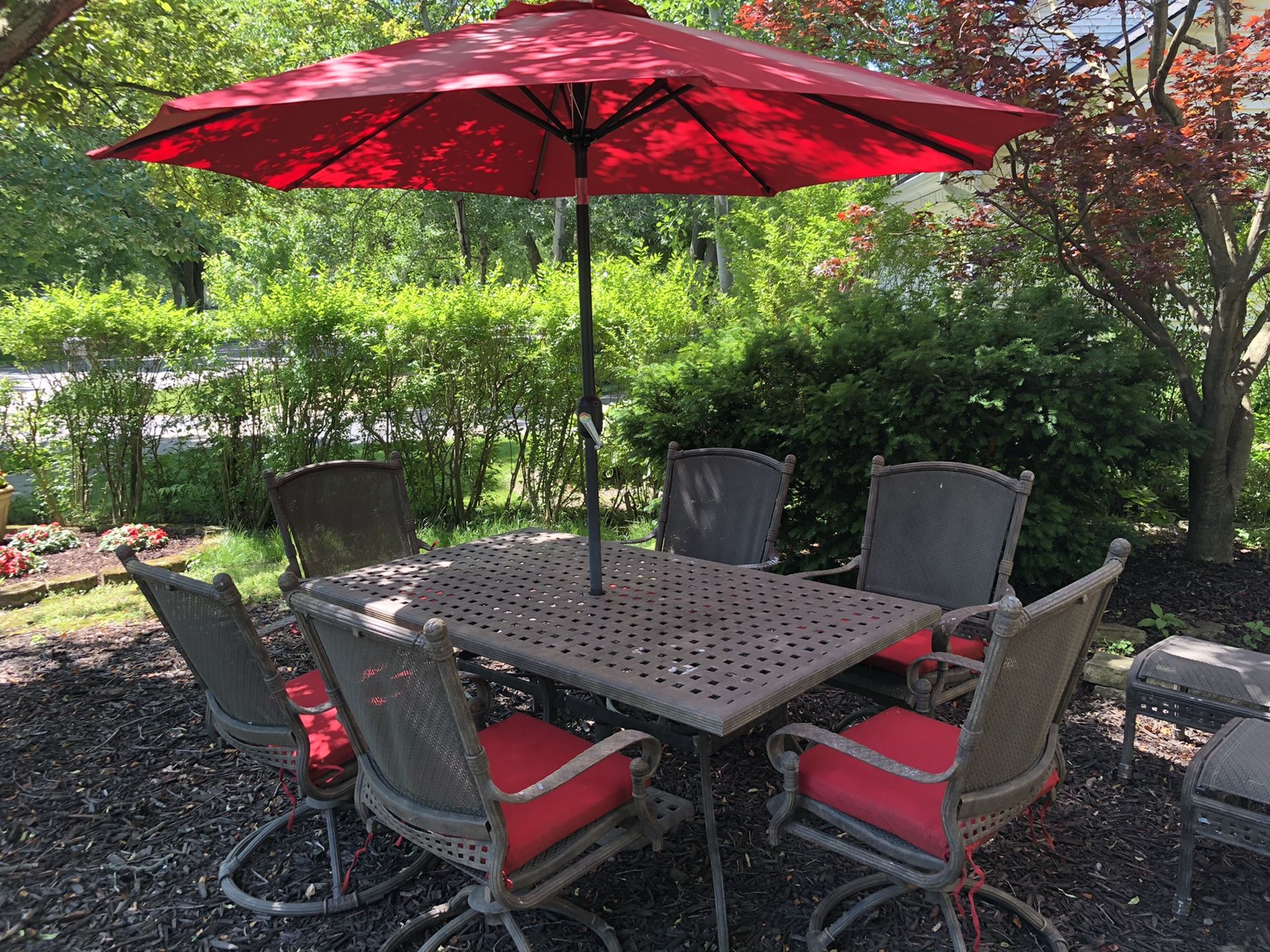 Large Metal Patio Furniture Set. Pickup Today for Sale in Naperville