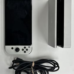 Nintendo Switch OLED With Chargers/Wires