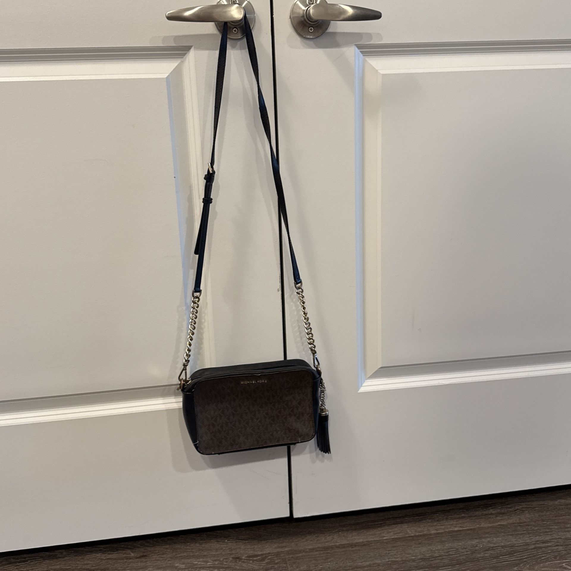AUTHENTIC Michael Kors Purse