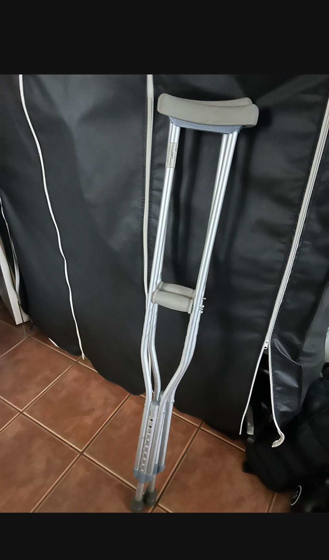 Crutches 🩼 