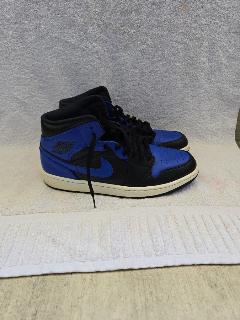 Jordan Mid 1 Hyper Royal