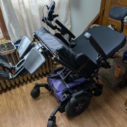 Electric Wheelchair