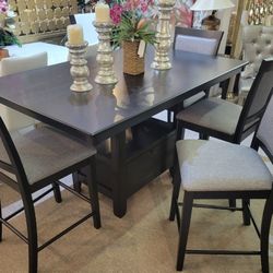 Counter Hight Table + 4 Stools Black Color