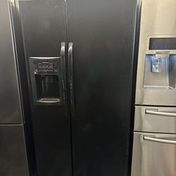 Ge Refrigerador Side By Side Color Black 