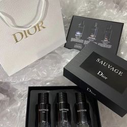 Dior Sauvage 30ml set - 3 x 30ml bottles in black and white packaging