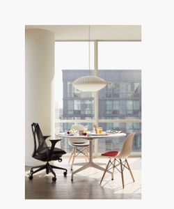 Herman Miller Eames molded chair