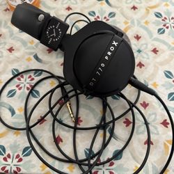 Beyerdynamic DT 770 Pro X Limited Edition - Premium Studio Headphones
