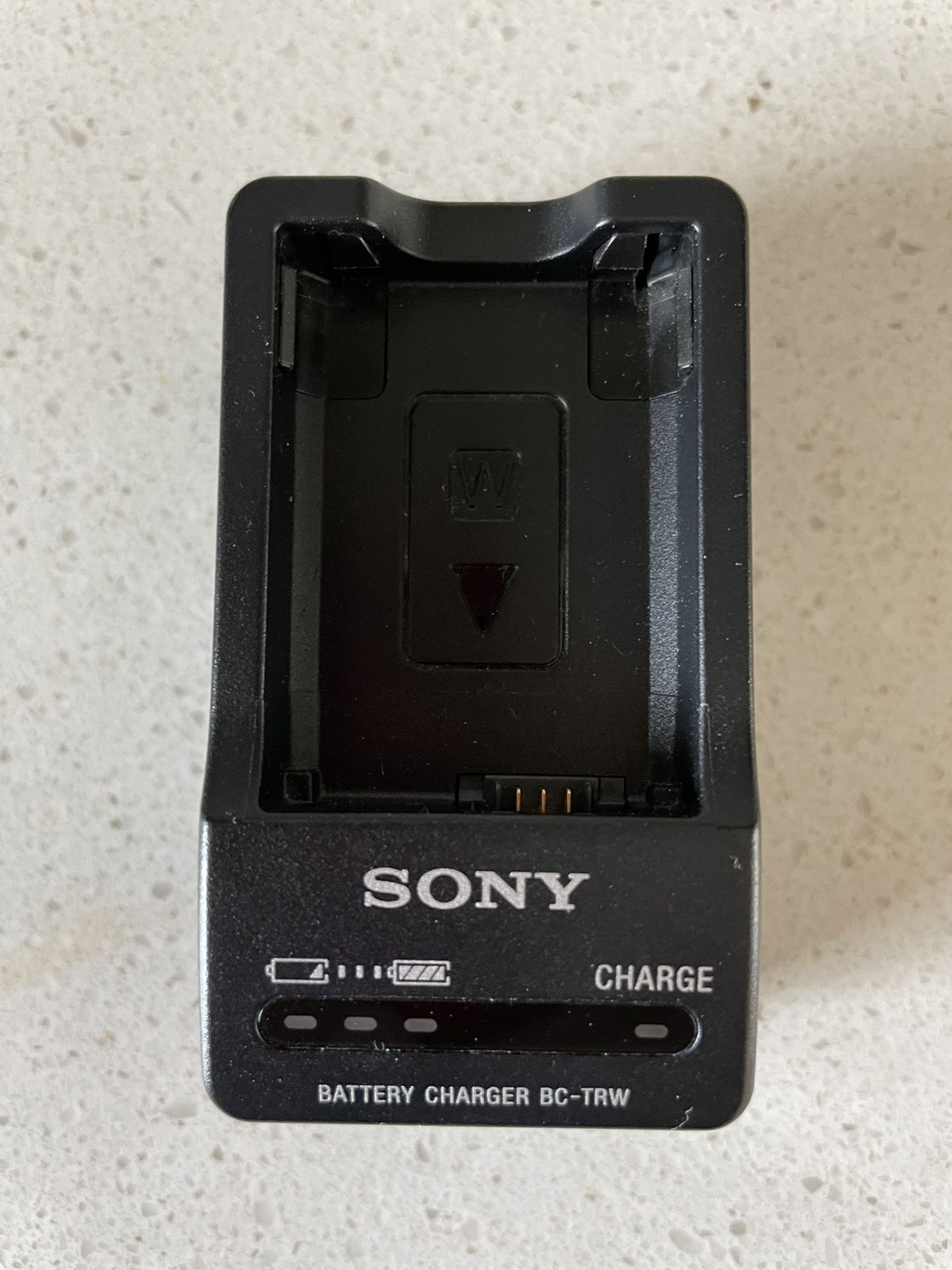 Sony BC-TRW W Series Battery Charger for the Sony NP-FW50 Battery
