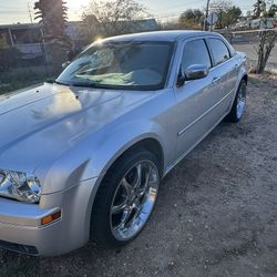 2010 Chrysler 300