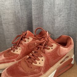 Women’s Air Max 90