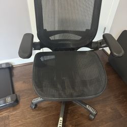 Ergonomic Mesh Chair With Telescopic Up And Down Level