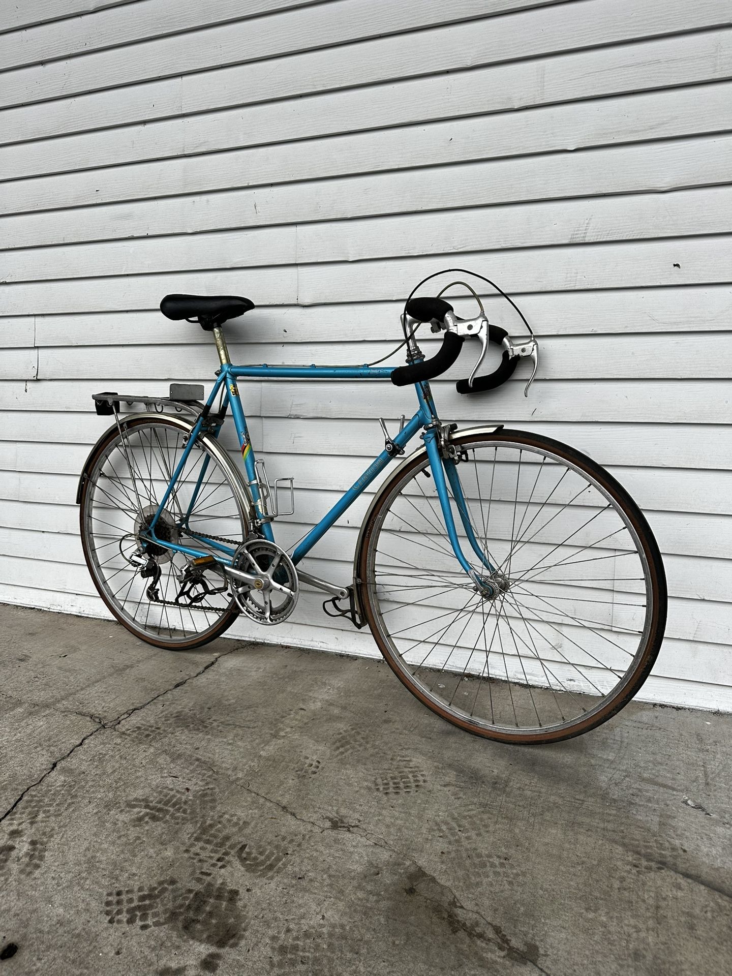 Men’s Road Bike