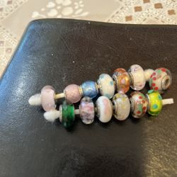 Mútanos  From Pandora 