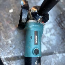 ⚡ MAKITA 9523NBH ANGLE GRINDER – CORDED POWER BEAST – 70% OFF RETAIL ⚡ 