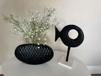 Modern decorative Black Metal Fish art /vase