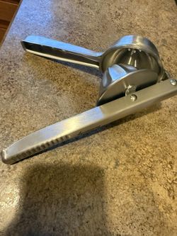 New 304 Stainless Steel Lemon Squeezer – Heavy Duty Citrus Press